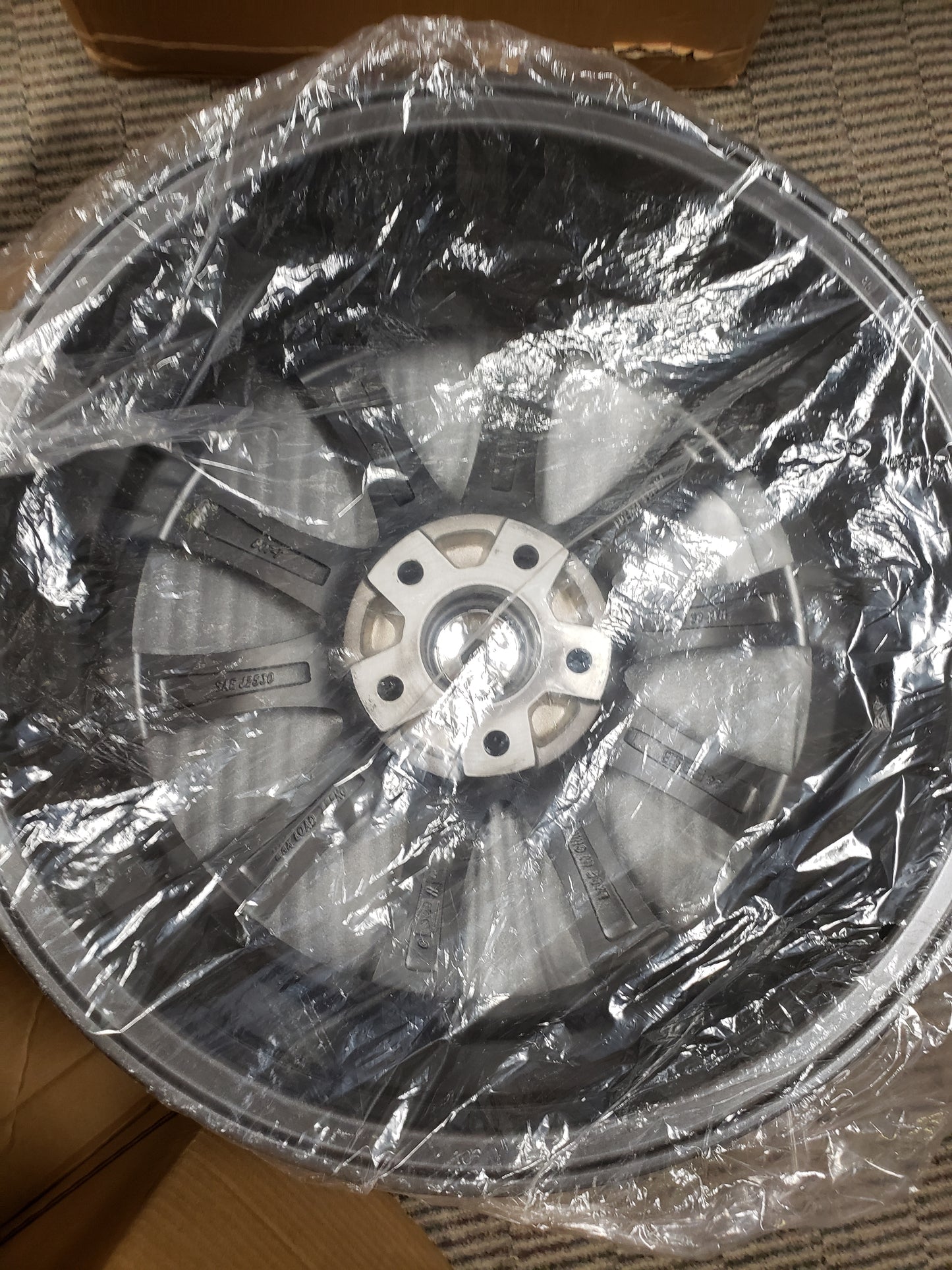 CRW GT1 Alloy Wheel – Gloss Black Rim