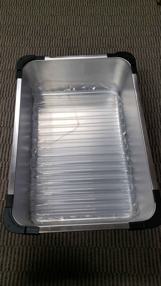 Stainless Steel Cat Litter with Enclosure