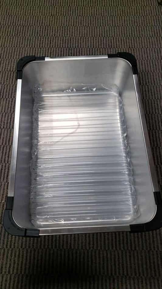 Stainless Steel Cat Litter with Enclosure