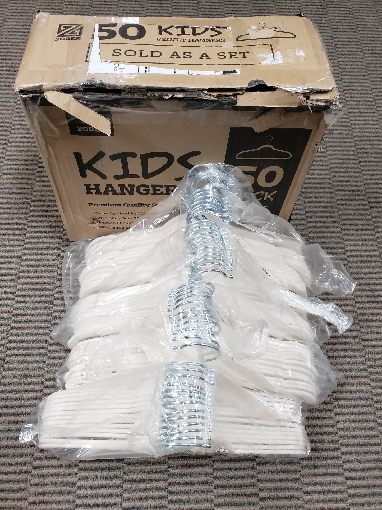 Zober Velvet Kids Hangers