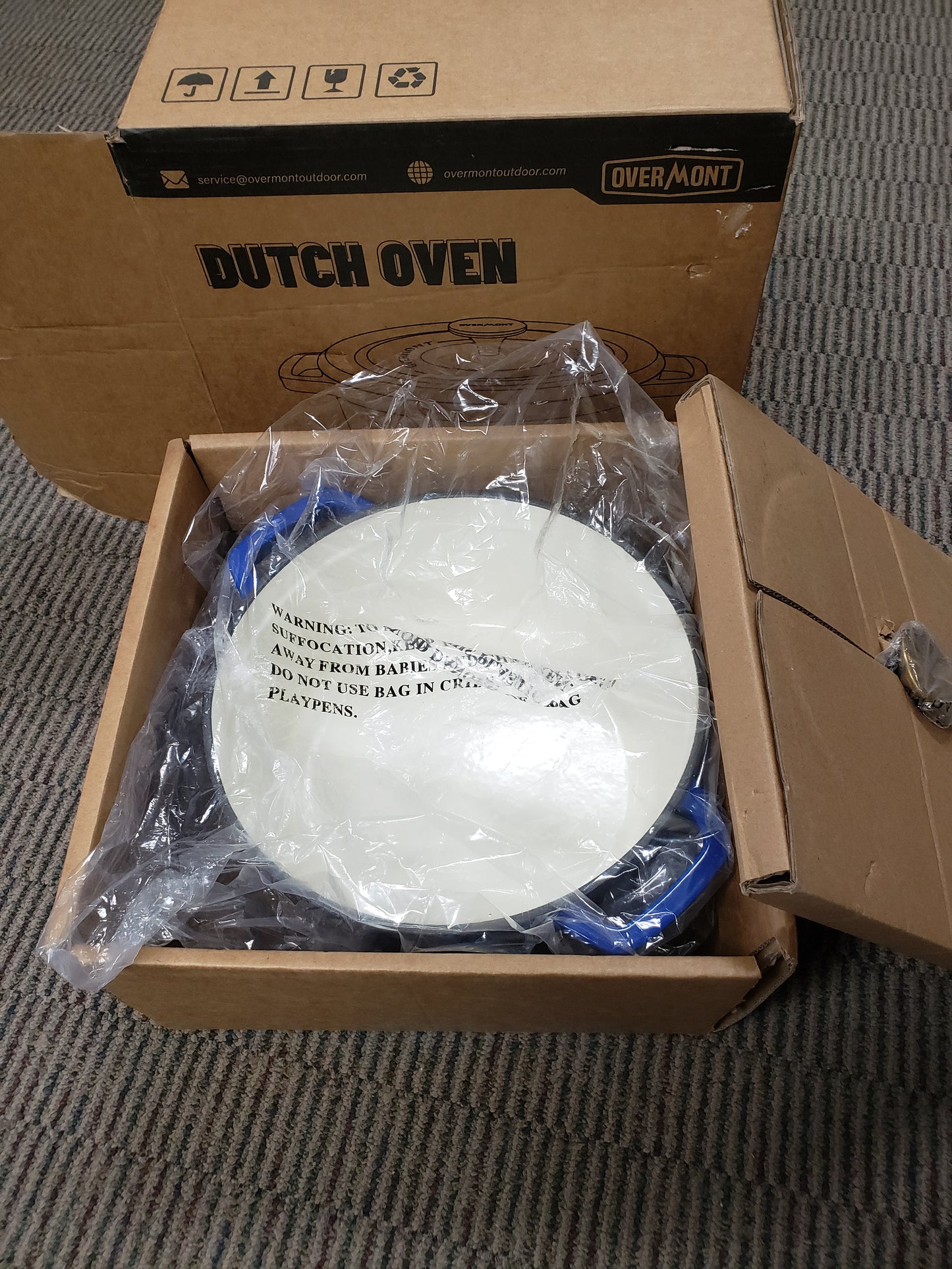 Overmont Cast Iron Dutch Oven