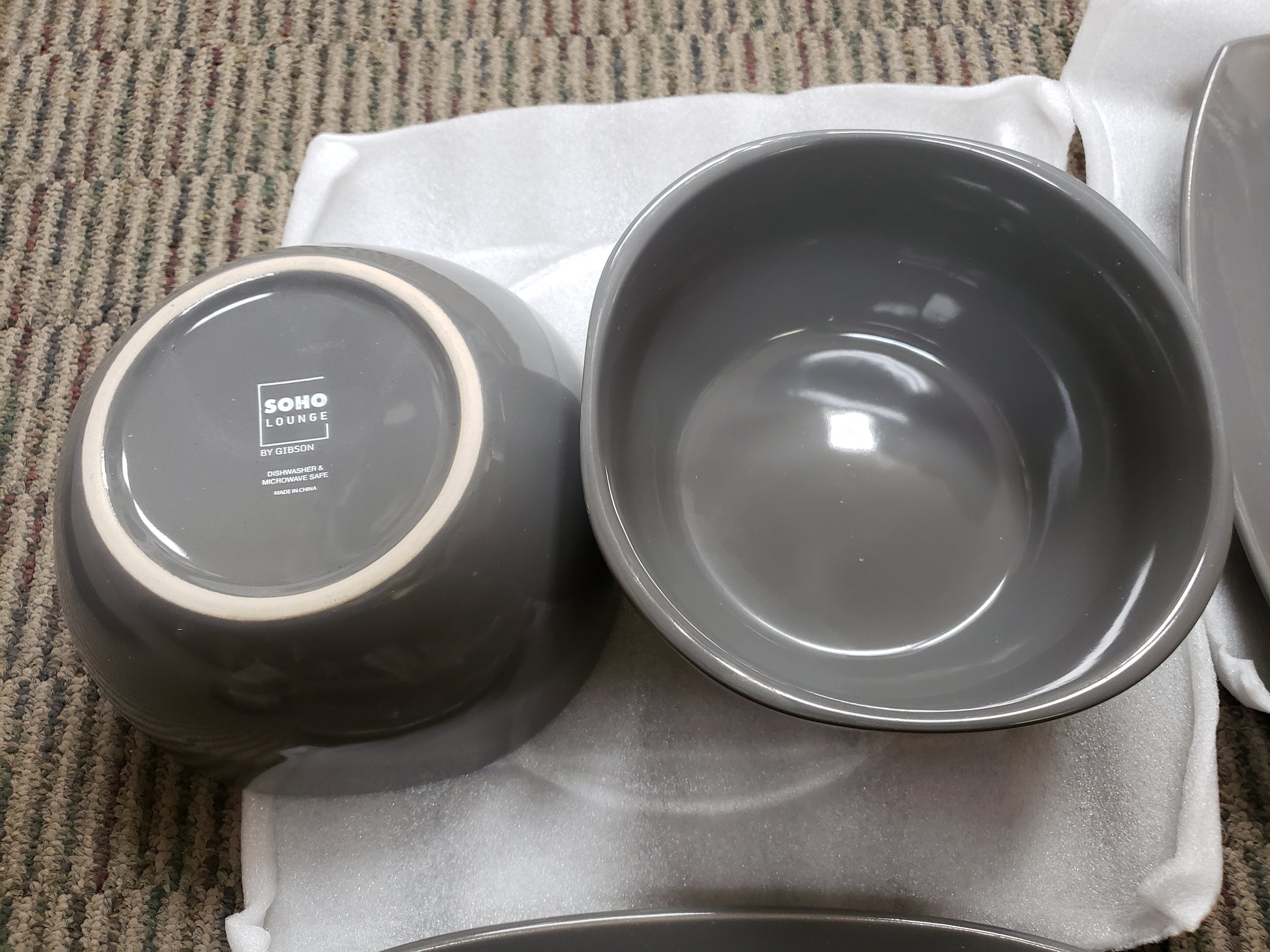 Gibson Soho Lounge Square Reactive Glaze Stoneware Dinnerware Set 