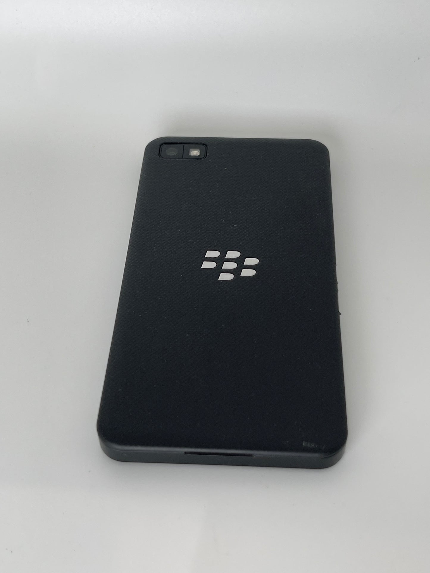 BlackBerry Z10 – 4.2" Display – Unlocked