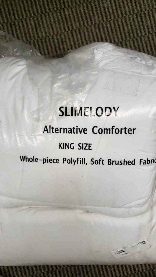 Slimelody King Size Down Alternative Comforter